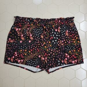 Floral Paper Bag Waist Shorts 4X